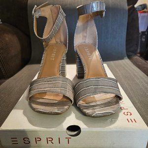 Esprit Baylee grey croc-embossed strappy sandals 8.5M